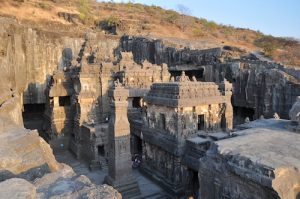 Ellora1