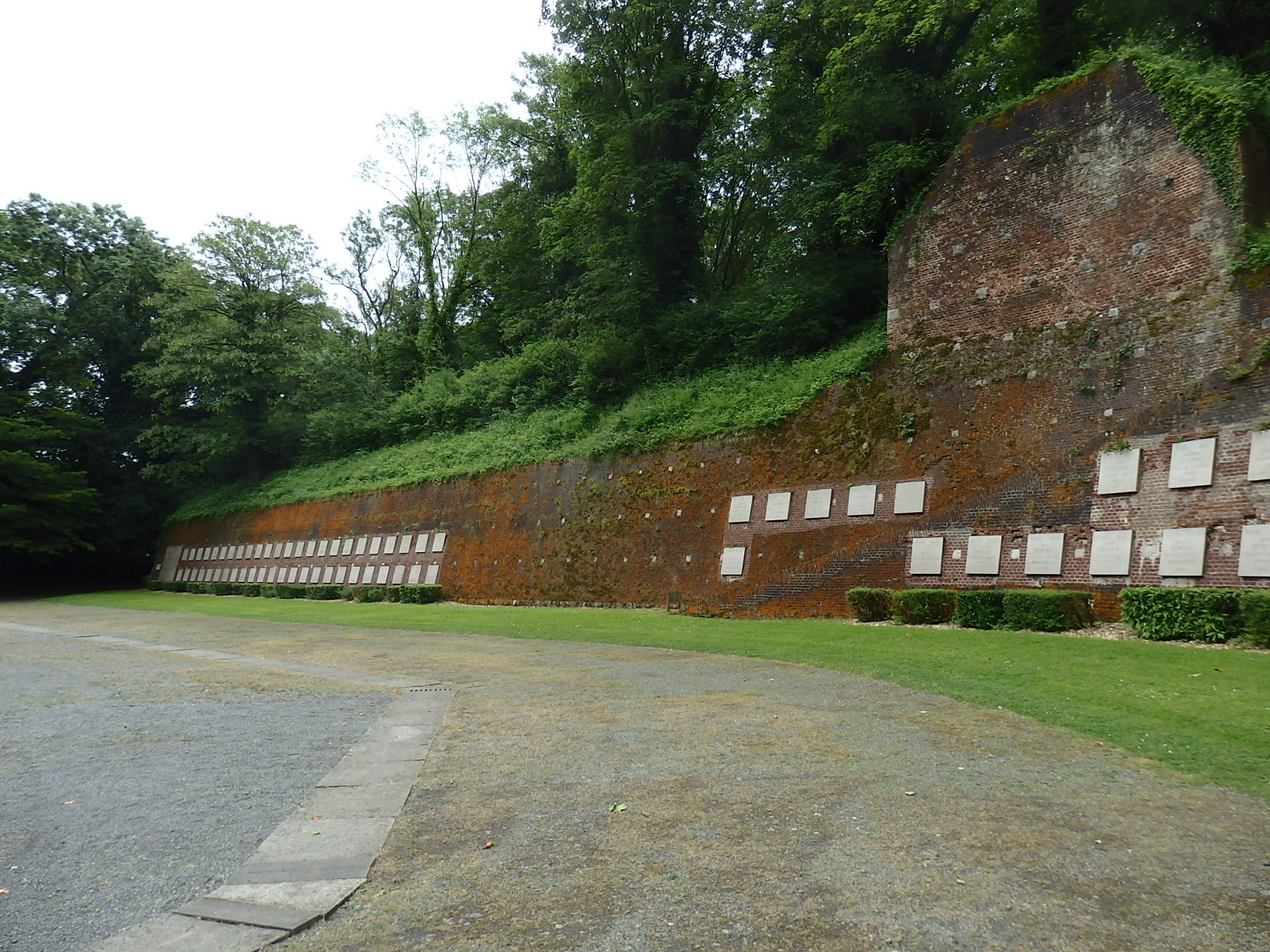 Citadelle Arras Mur des fusillés