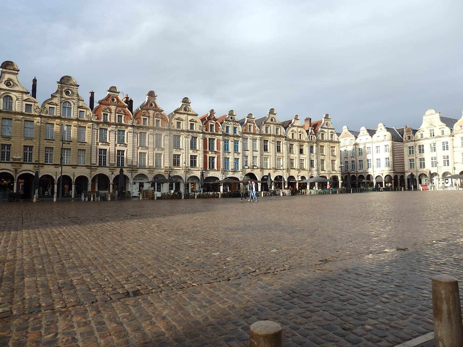 Grand Place Aras